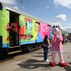 Kinematovlak dorazil na festival! Předposlední zastávka dlouhé jízdy - Zlín-střed.
