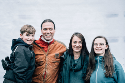 Torarin Sætereng (child protagonist), Øystein Kvaløy Sætereng (adult protagonist) - The Arctic Camels